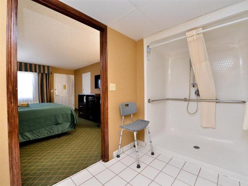Quality Inn Siloam Springs West Exterior photo